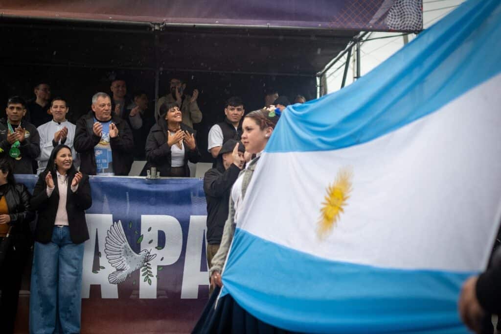 Desfile cívico y tradicionalista por el 75° aniversario del barrio La Paz