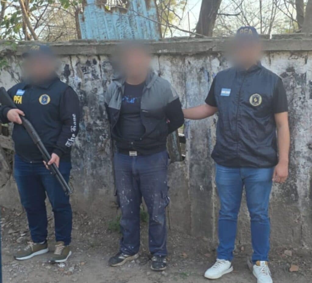 Detuvieron en Grand Bourg a “Coco”, acusado de liderar entraderas