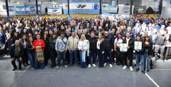 Ferraresi cuestionó a Milei por Malvinas