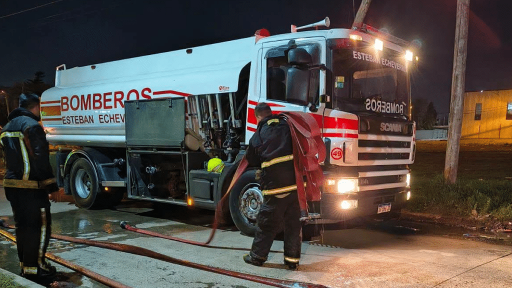 Incendio en una recicladora de plásticos de Monte Grande