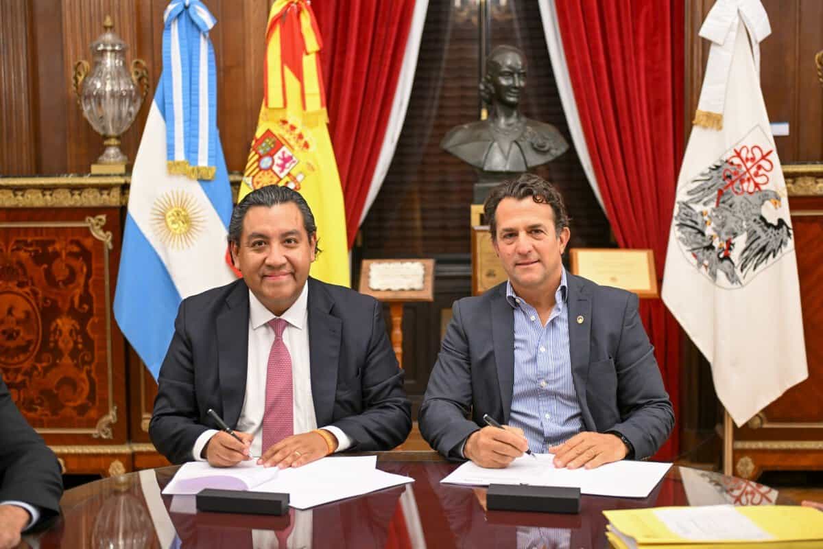 La Legislatura porteña firmó un convenio con la Universidad de La Rioja