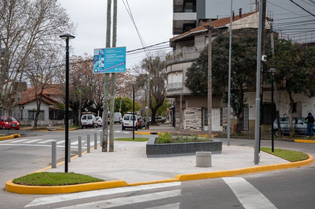 Lanús: concluyeron las obras de puesta en valor en plazoletas de Escalada