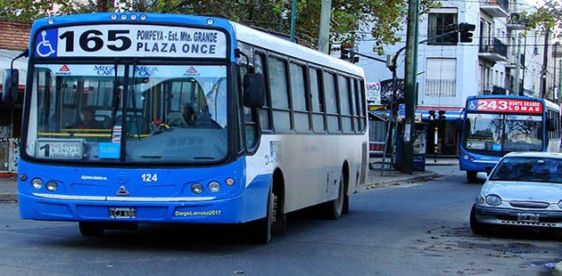 Lomas de Zamora: cobrará 13 millones tras caerse de un colectivo