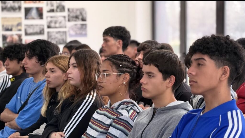 Más de 300 jóvenes de San Vicente participaron en orientación vocacional