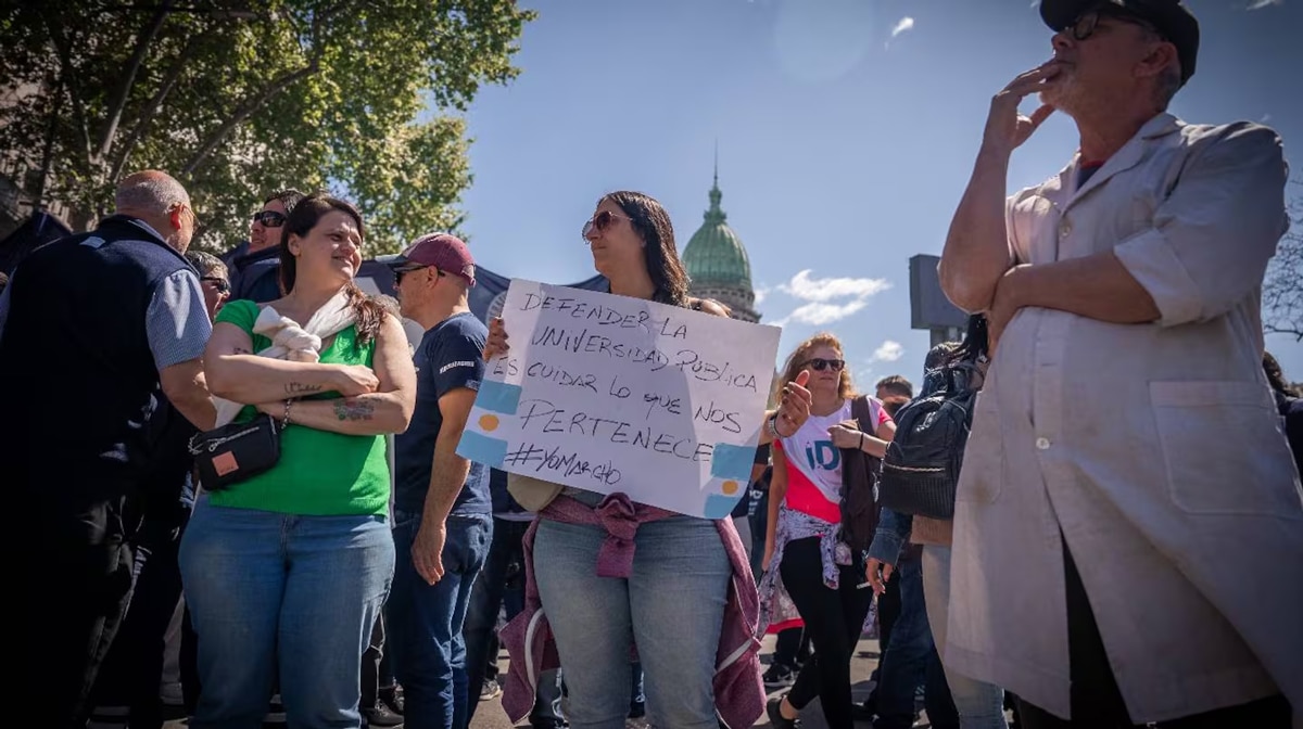 No hubo acuerdo en paritaria docente y habrá paro de 23 días