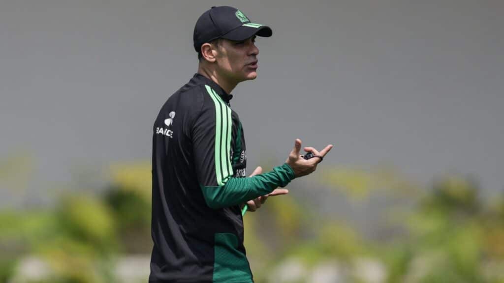 Rafa Márquez reconoció que México no puede jugar como el Barcelona por falta de materia prima