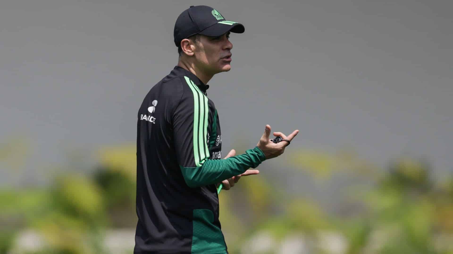 Rafa Márquez reconoció que México no puede jugar como el Barcelona por falta de materia prima