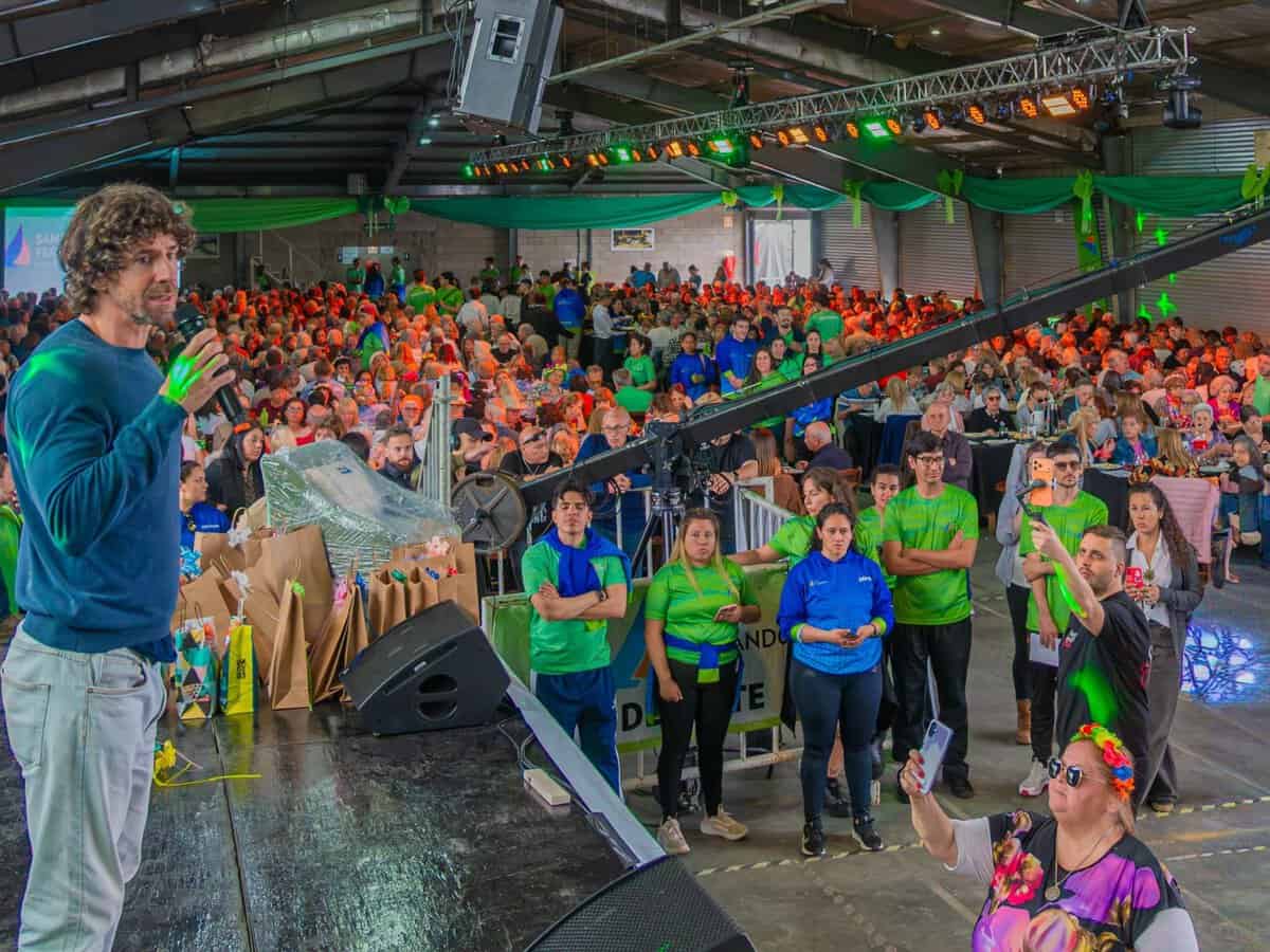 San Fernando festejó el Día del Jubilado con más de 3.000 personas