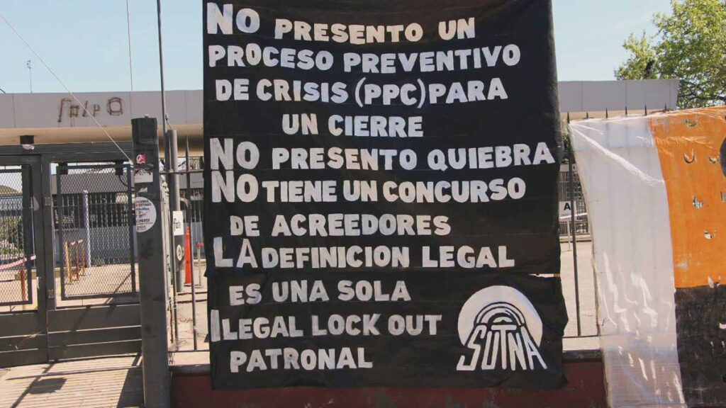 Trabajadores de FATE presentan petitorio contra la orden de desalojo