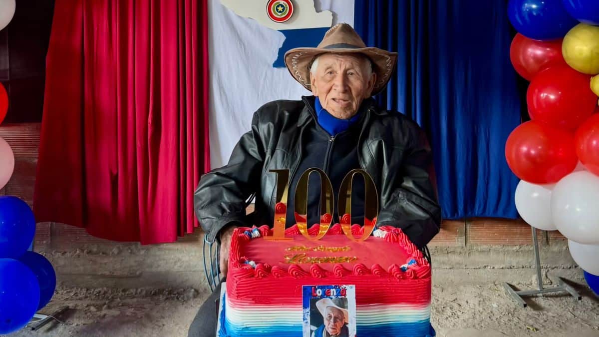 Vecino de Monte Grande cumplió 100 años rodeado por cuatro generaciones