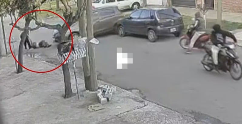 Violento asalto de motochorros a abuelos: mujer de 84 años con fractura de cadera