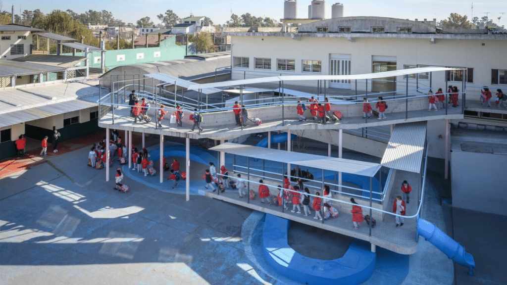 Conflicto judicial pone en riesgo al Instituto Almafuerte