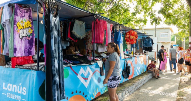 Nueva edición del Paseo de Compras 25 de Mayo en Lanús Oeste