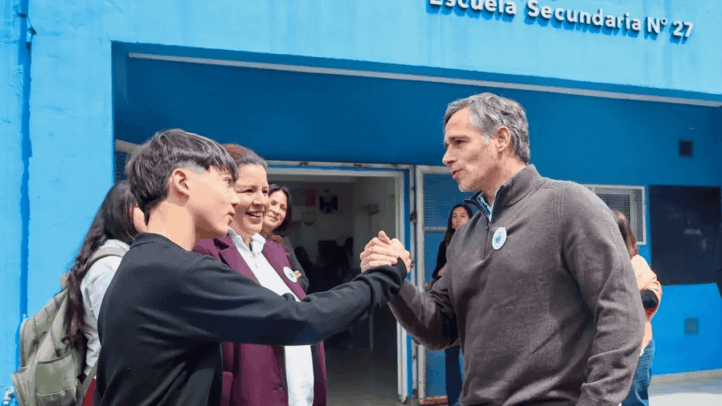 Pilar: ampliarán una secundaria de Manzone para separarla de la primaria