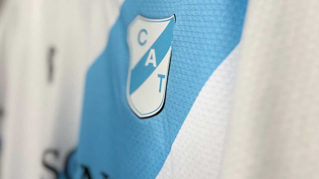 Temperley le ganó a Gimnasia de Jujuy y se convirtió en escolta